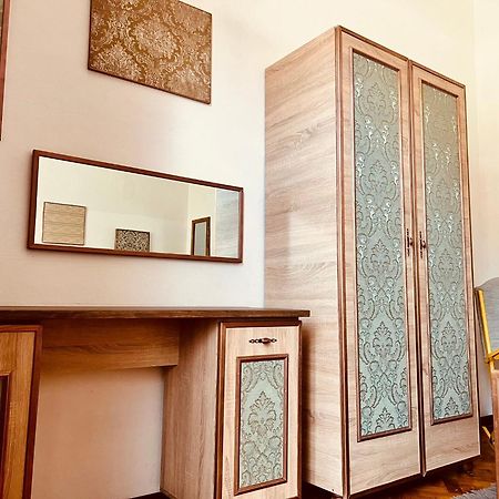 Appartamento Elizabeth Braşov Esterno foto