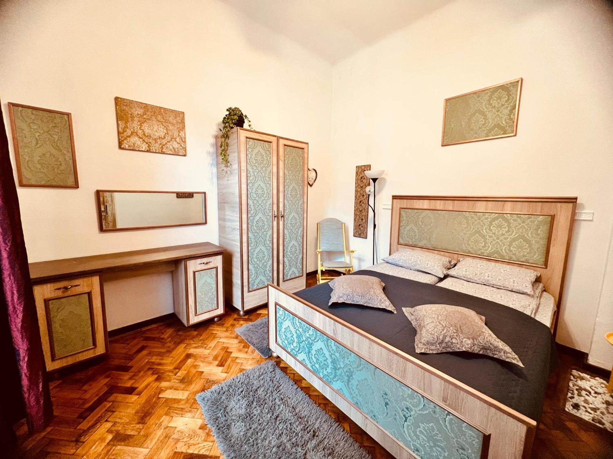 Appartamento Elizabeth Braşov Esterno foto